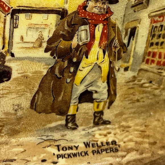 New Hall Hanley Staffordshire
Porcelain Trinket Dish Tony Weller
Pickwick Papers - Picture 2 of 10